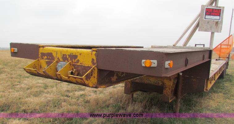 image for item B7036 1976 Aztec 30 ton equipment trailer