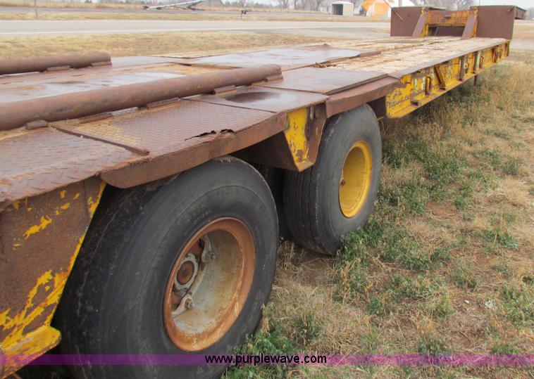 image for item B7036 1976 Aztec 30 ton equipment trailer