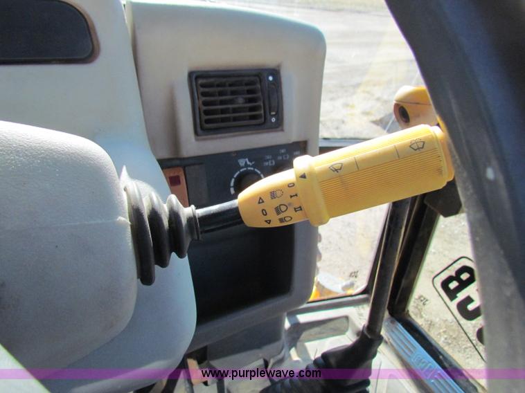 image for item B7043 1999 JCB 214 Series III backhoe