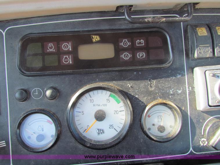 image for item B7043 1999 JCB 214 Series III backhoe