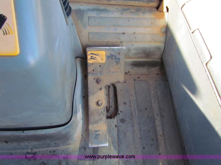 image for item B7043 1999 JCB 214 Series III backhoe