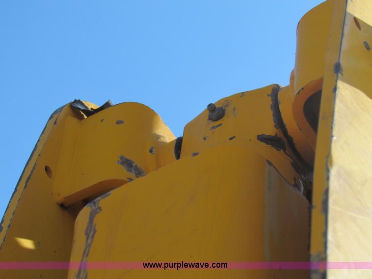 image for item B7043 1999 JCB 214 Series III backhoe