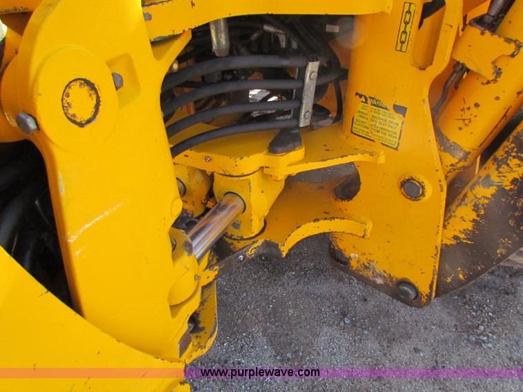 image for item B7043 1999 JCB 214 Series III backhoe