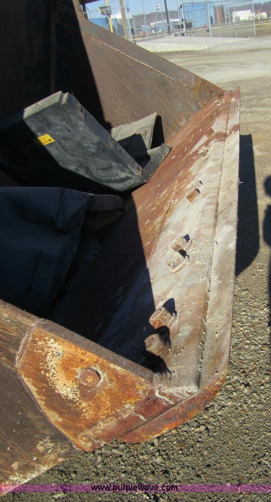 image for item C5242 2005 Komatsu WA250 wheel loader