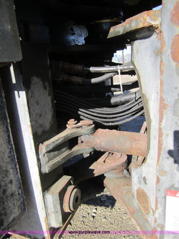 image for item C5242 2005 Komatsu WA250 wheel loader