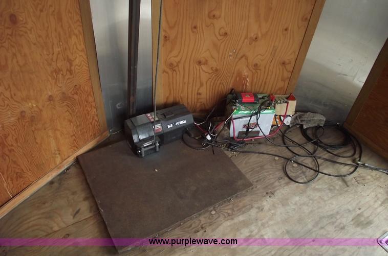 image for item C5822 2005 Interstate 16' enclosed trailer