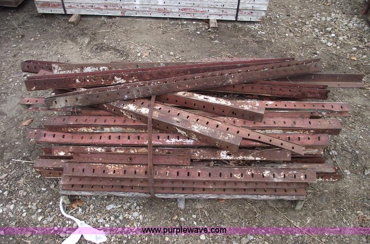 image for item C5861 Symon concrete form accessories