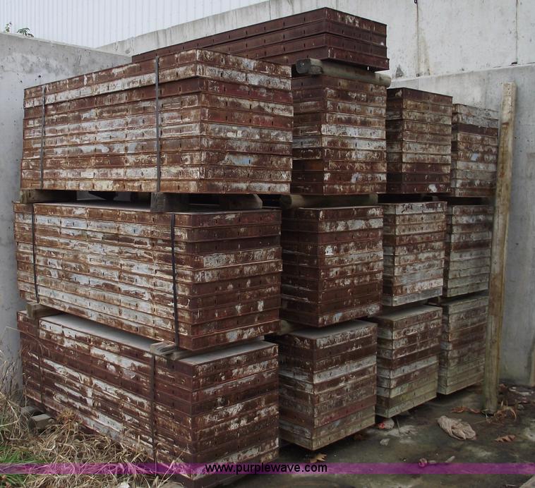 image for item C5863 Symon concrete forms