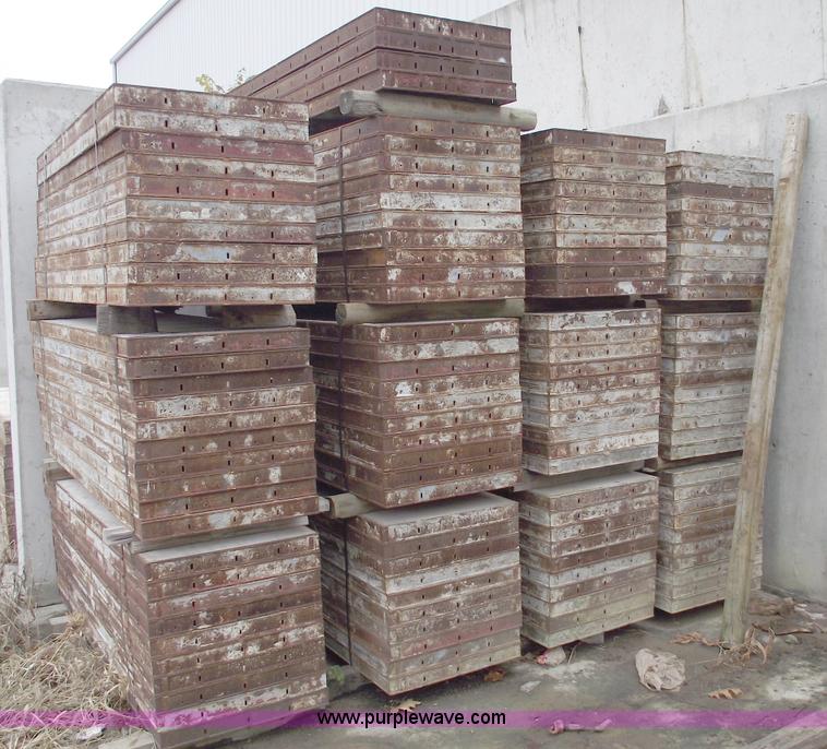 image for item C5863 Symon concrete forms