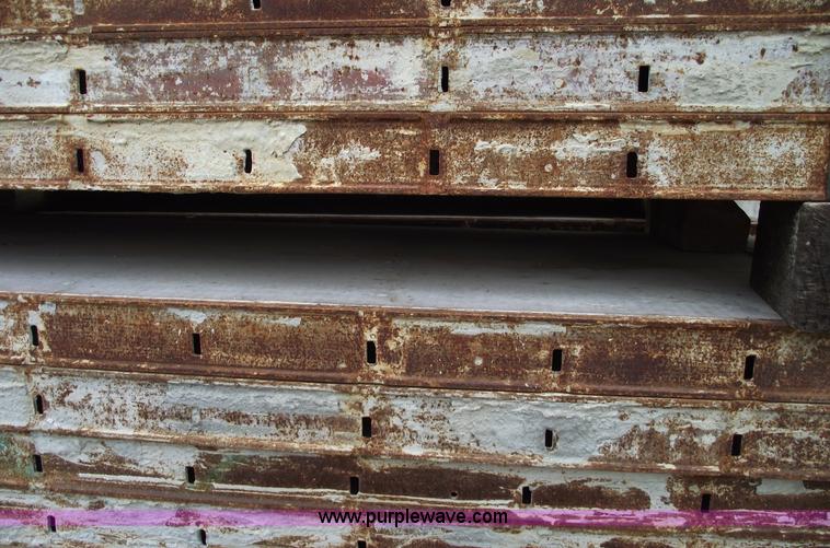 image for item C5863 Symon concrete forms