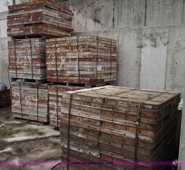 image for item C5866 Symon concrete forms