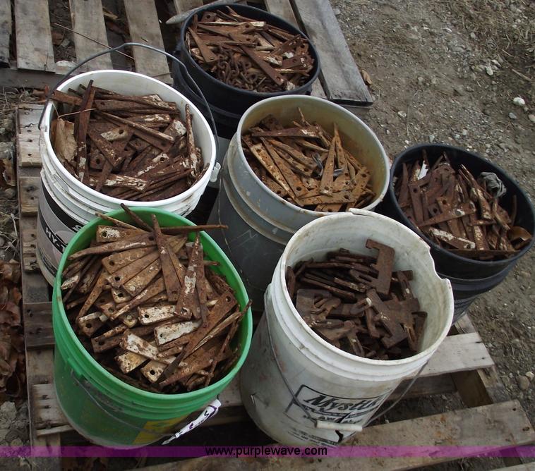 image for item C5868 Assorted Symon form pins