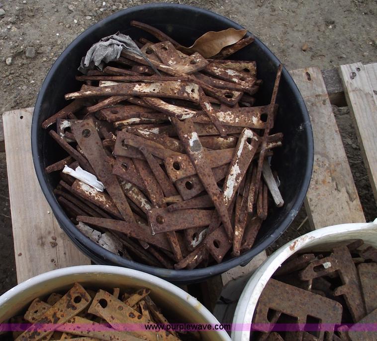 image for item C5868 Assorted Symon form pins