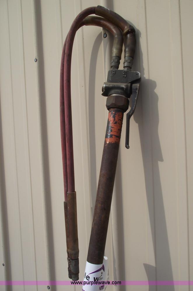 image for item C5916 2003 TA54 hydraulic post tamper