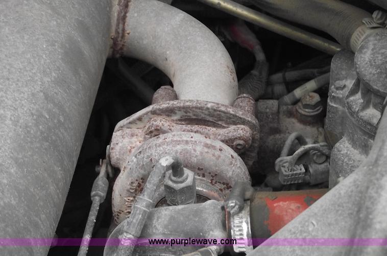 image for item C5938 2005 New Holland L185 skid steer