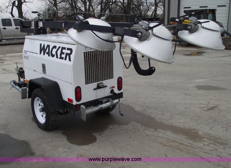 image for item C5939 2004 Wacker LTC4L towable light tower/generator