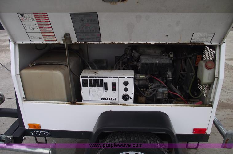 image for item C5939 2004 Wacker LTC4L towable light tower/generator