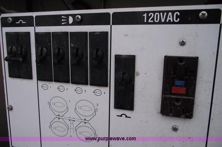 image for item C5939 2004 Wacker LTC4L towable light tower/generator