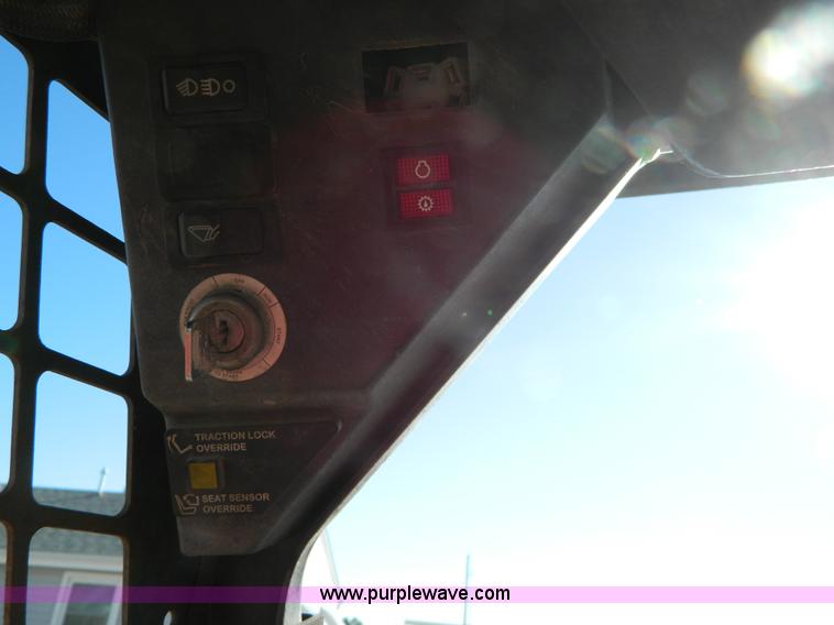 image for item D8644 1998 Bobcat 863 skid steer