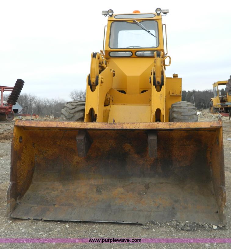 image for item D8650 Clark Michigan 55B wheel loader