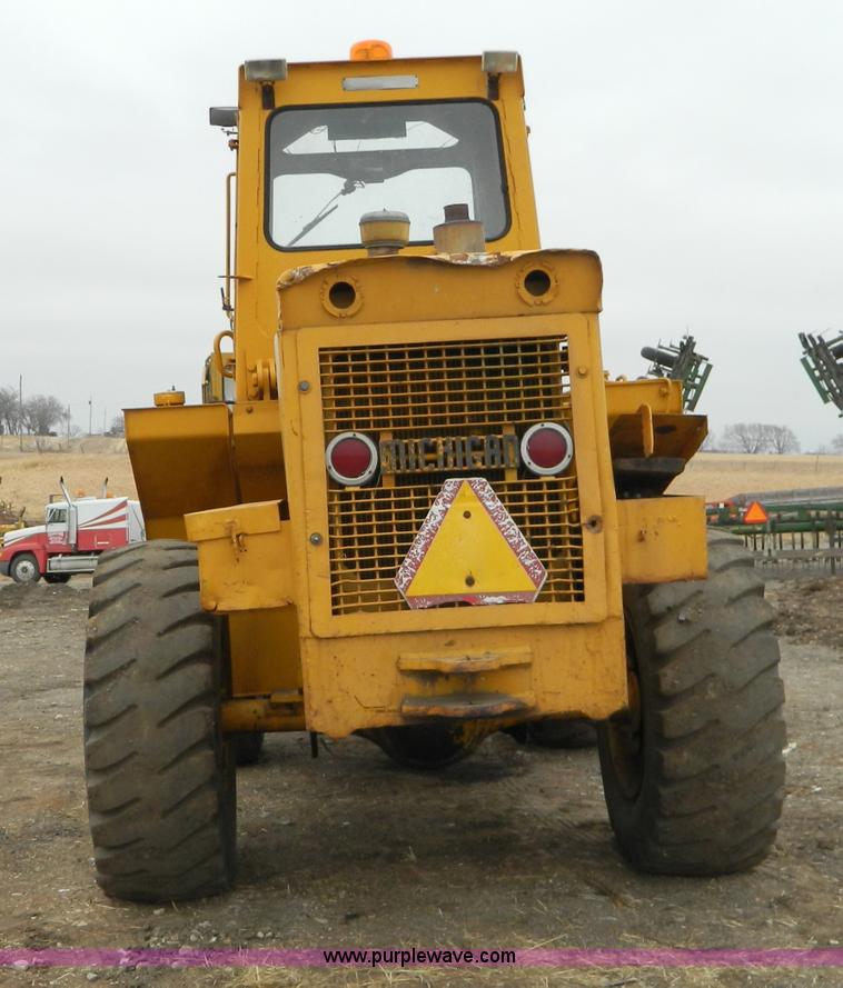 image for item D8650 Clark Michigan 55B wheel loader