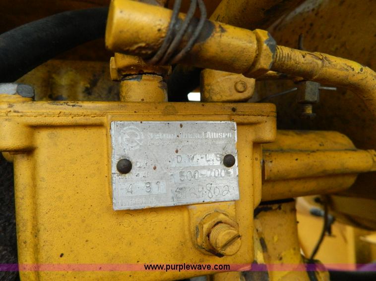 image for item D8650 Clark Michigan 55B wheel loader