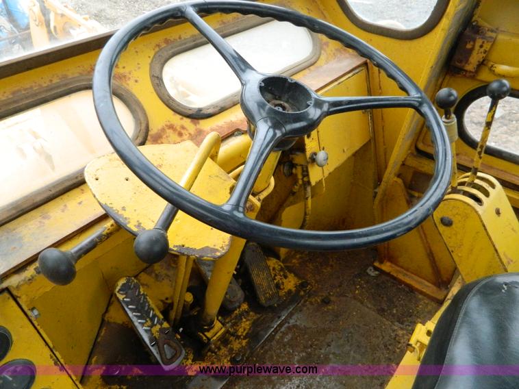 image for item D8650 Clark Michigan 55B wheel loader