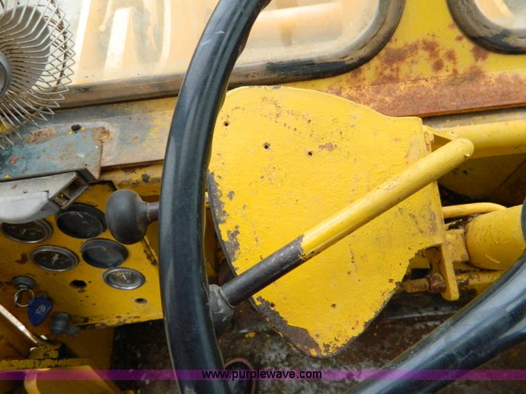 image for item D8650 Clark Michigan 55B wheel loader