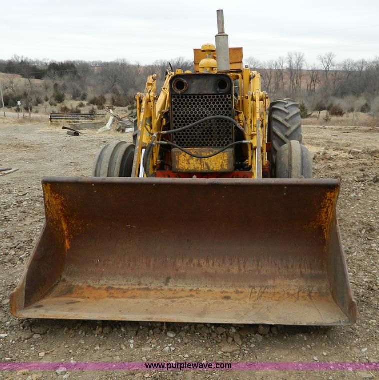 image for item D8651 Case 580 Construction King tractor