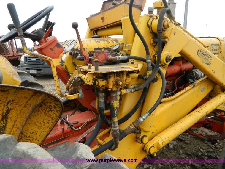 image for item D8651 Case 580 Construction King tractor