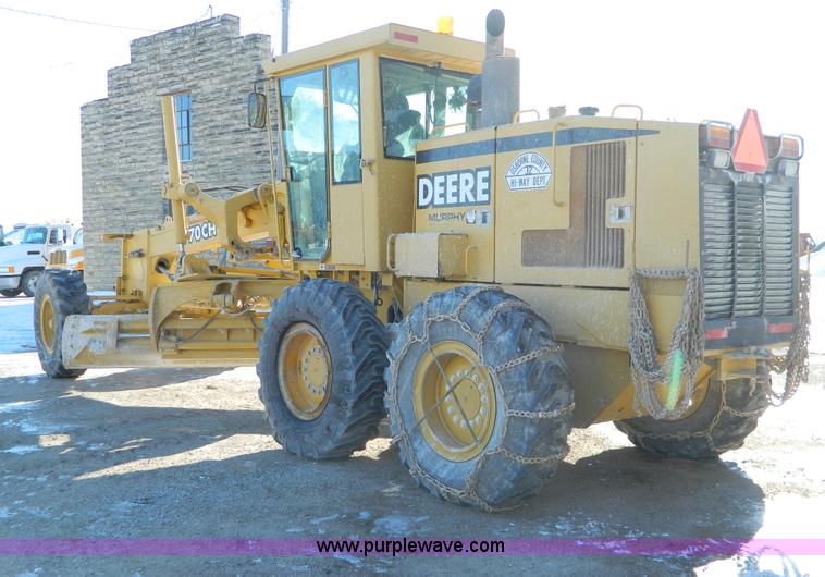 image for item D8659 1998 John Deere 770CH motor grader