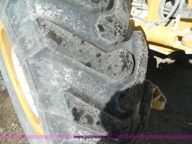 image for item D8659 1998 John Deere 770CH motor grader