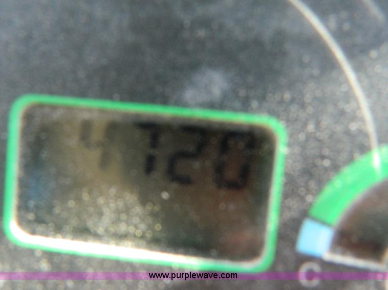 image for item D8659 1998 John Deere 770CH motor grader