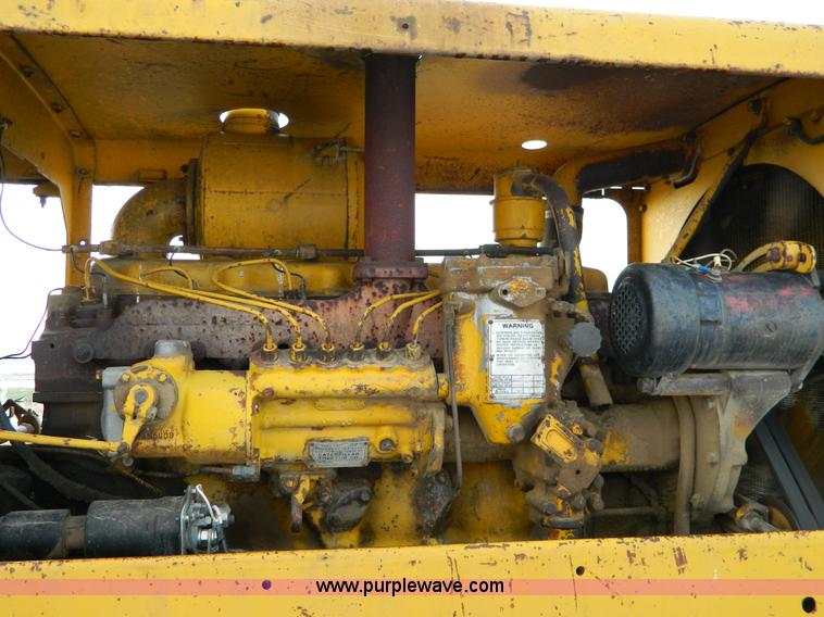 image for item D8666 1964 Caterpillar 12E motor grader