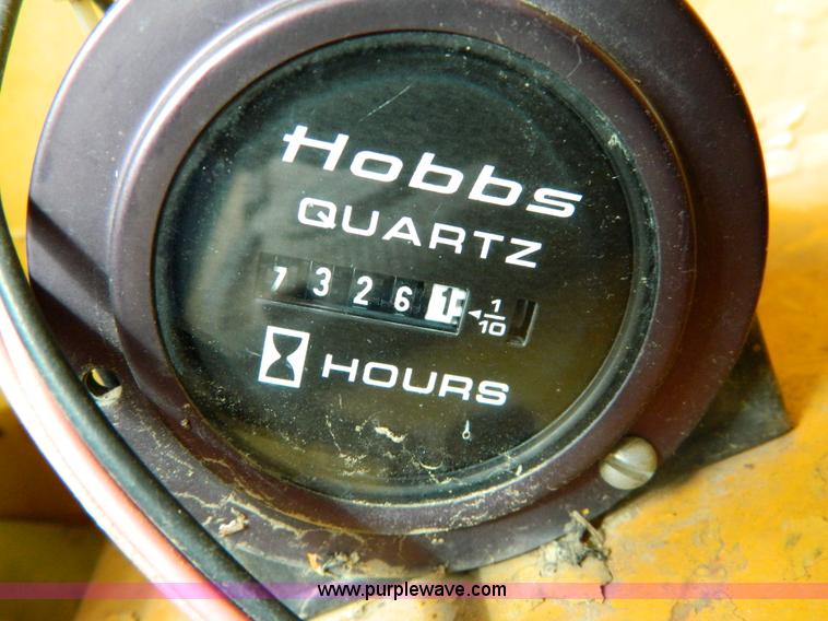 image for item D8666 1964 Caterpillar 12E motor grader