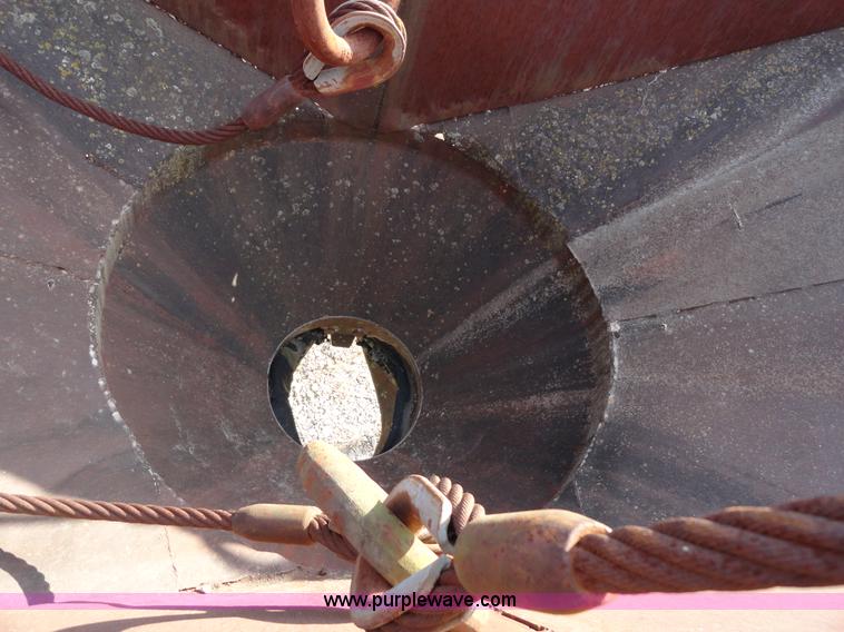 image for item G9121 Portable concrete mixing box