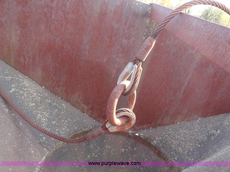 image for item G9121 Portable concrete mixing box