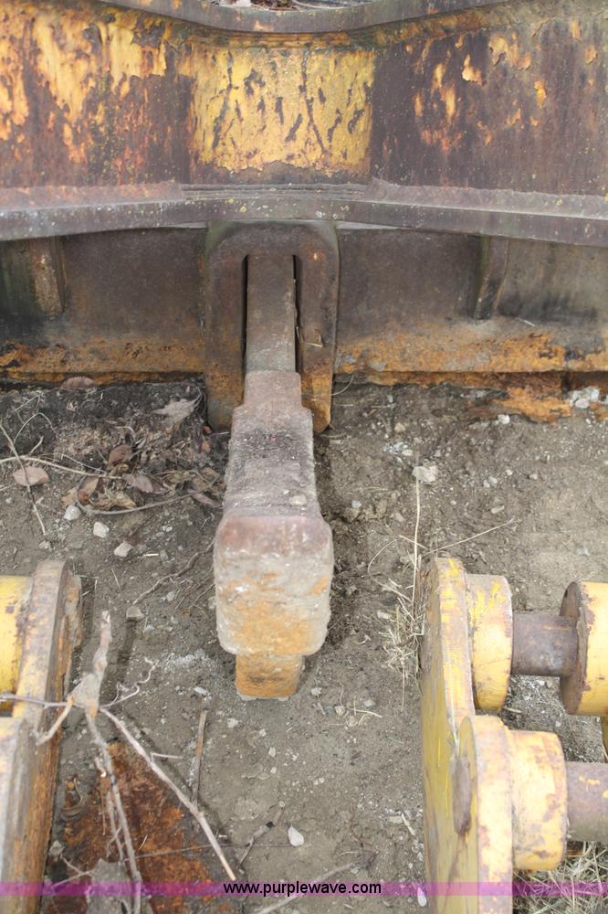 image for item H9503 Ripper attachment removed from D8H