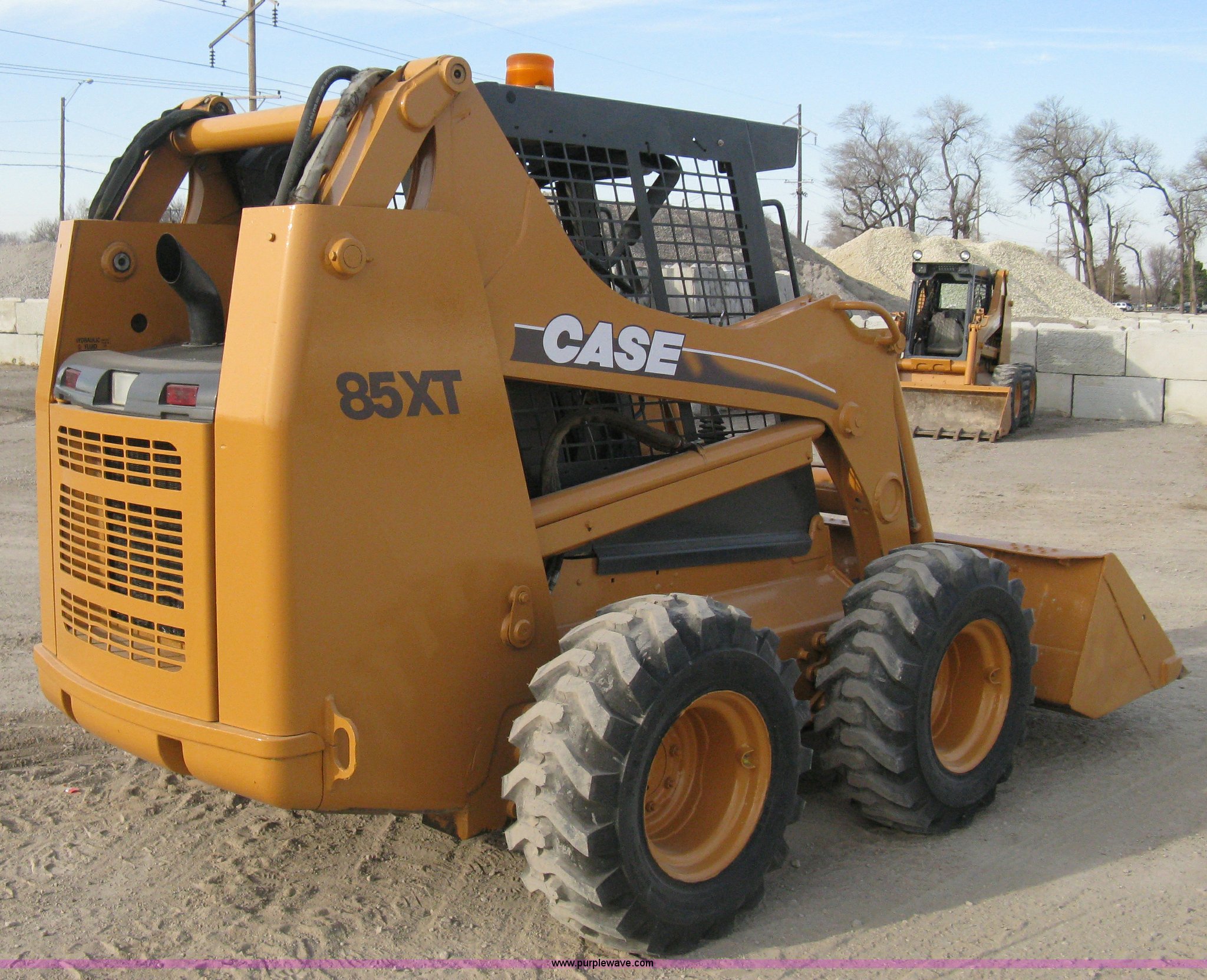 2005 Case 85XTHG skid steer in Wichita, KS Item A4494 sold Purple Wave