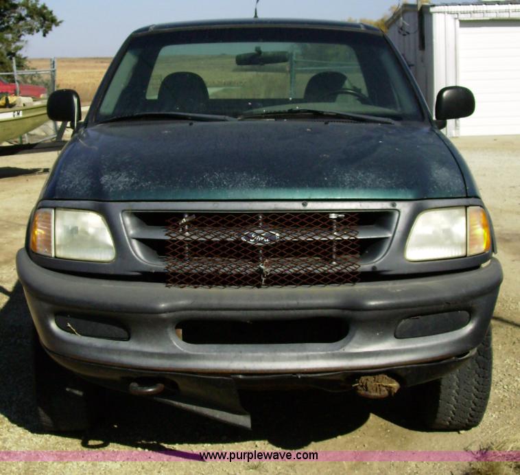 image for item A1720 1998 Ford F150 pickup truck