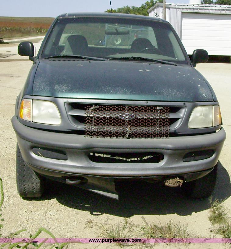 image for item A1720 1998 Ford F150 pickup truck