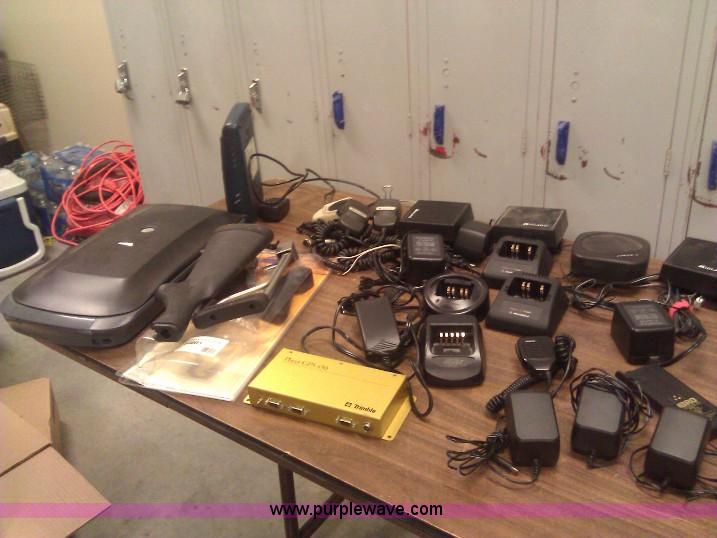 image for item A1789 Radios and assorted electronics