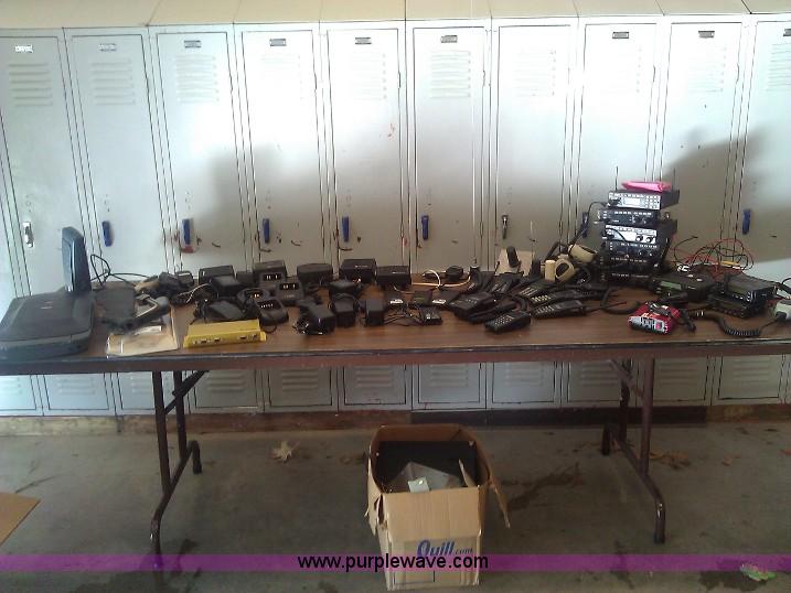 image for item A1789 Radios and assorted electronics