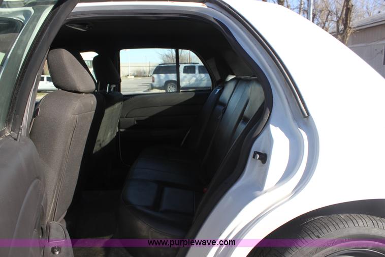 image for item A2575 2006 Ford Crown Victoria Police Interceptor