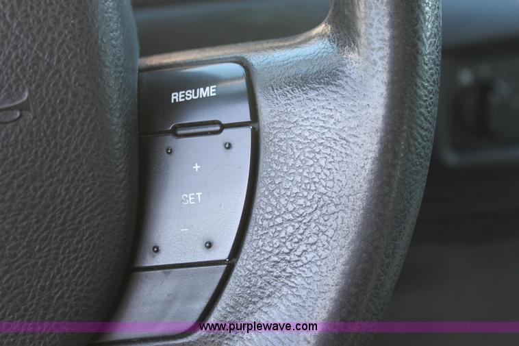 image for item A2575 2006 Ford Crown Victoria Police Interceptor