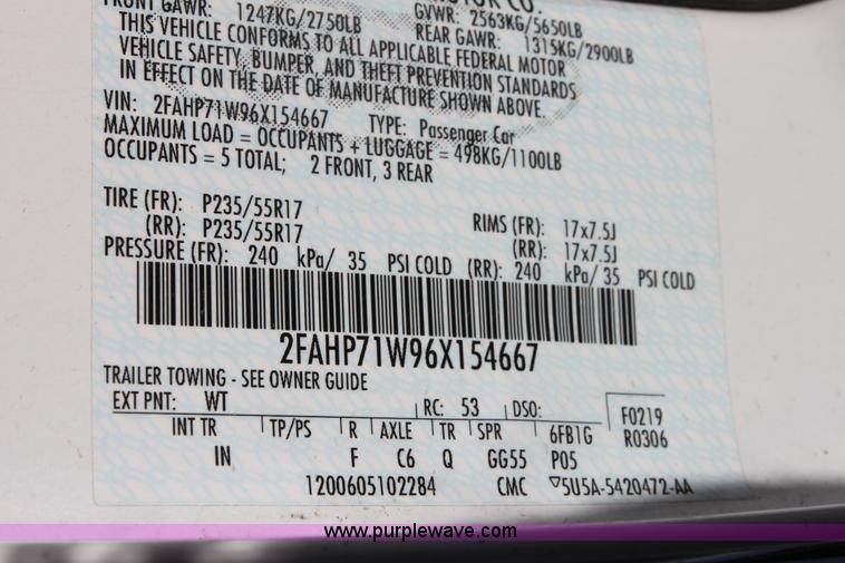 image for item A2575 2006 Ford Crown Victoria Police Interceptor