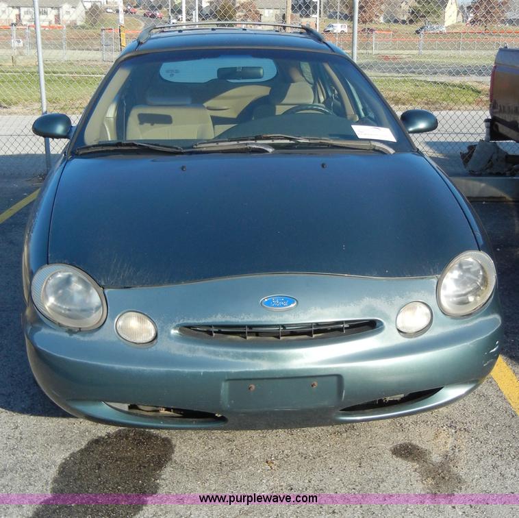 image for item A3355 1997 Ford Taurus GL