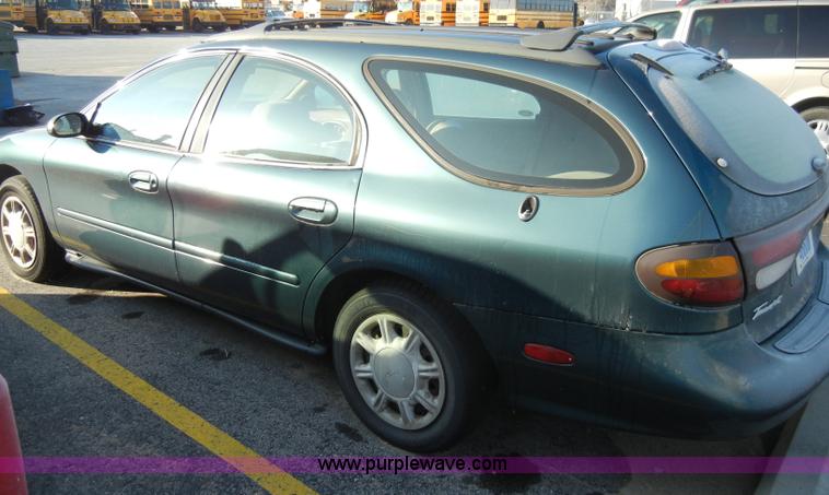image for item A3355 1997 Ford Taurus GL