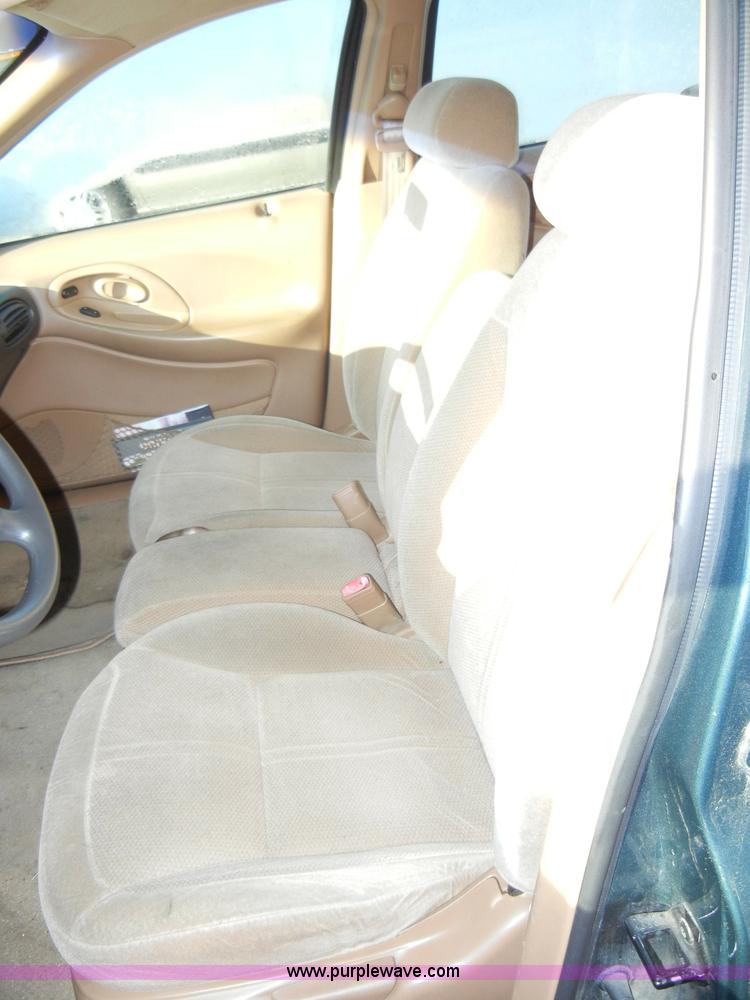 image for item A3355 1997 Ford Taurus GL