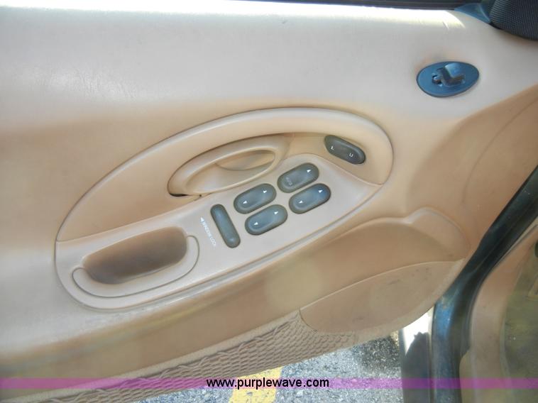 image for item A3355 1997 Ford Taurus GL